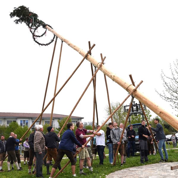 Maibaumaufstellen 2022