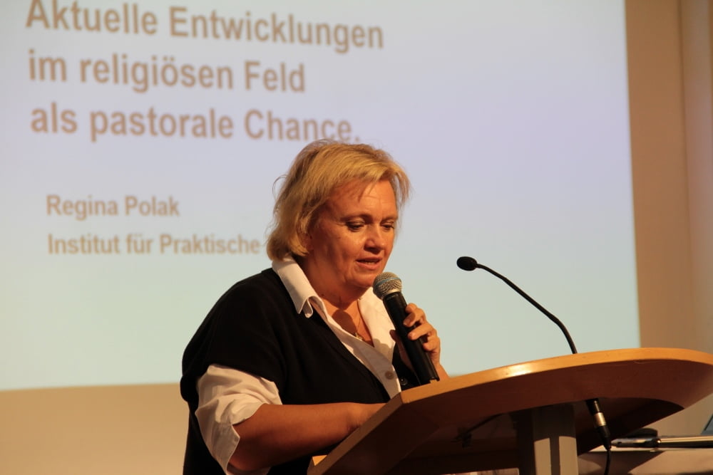Dr. Regina Polak