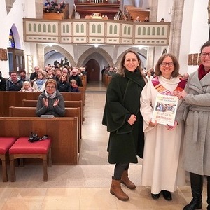 Theatergruppe Spendenübergabe
