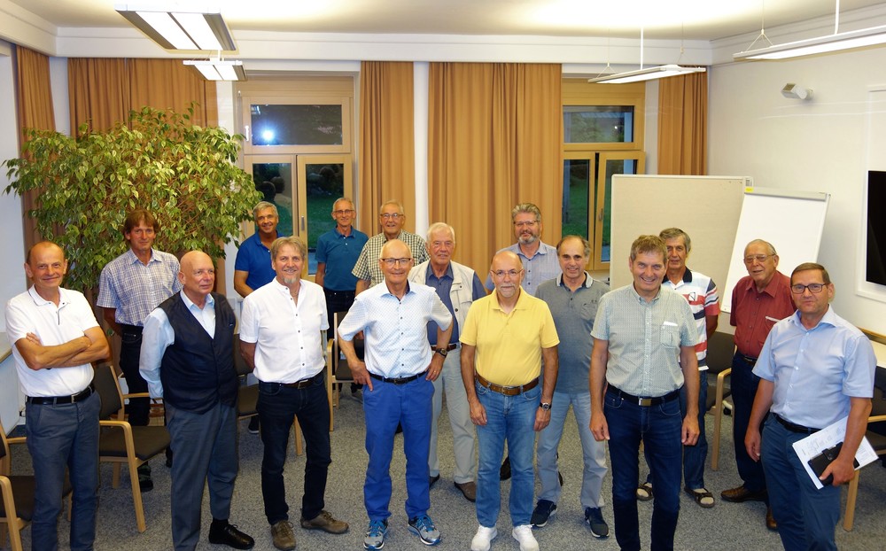 Gruppenfoto vom Treffen in dieser regionalen Zusammenstellung des Dekanates Pregarten                      