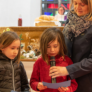 Abendmahlfeier für Kinder / Foto Haijes Am Nachmittag des Gründonnerstags fand eine Abendmahlfeier für Kinder in der Pfarrkirche statt.