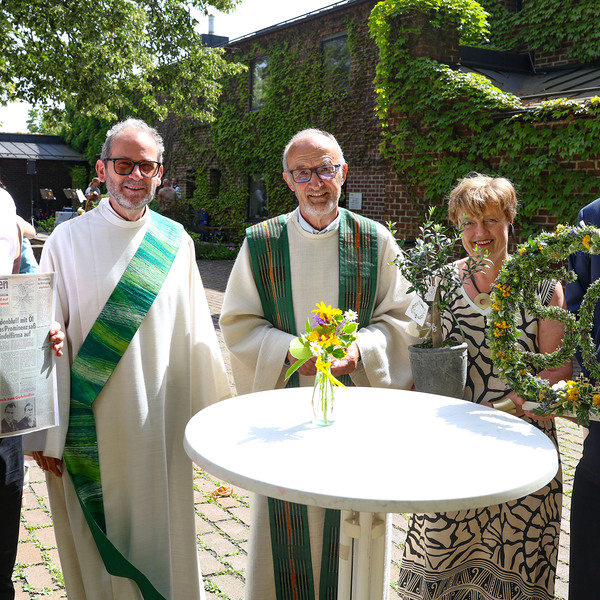 Goldenes Priesterjubiläum / laumat/Matthias Lauber Goldenes Priesterjubiläum von Pfarrmoderator Johann Bräuer
